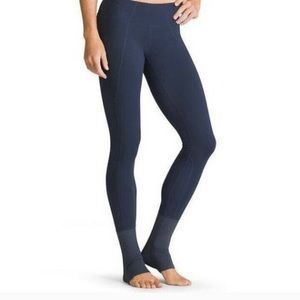 Athleta plié tight black size M
